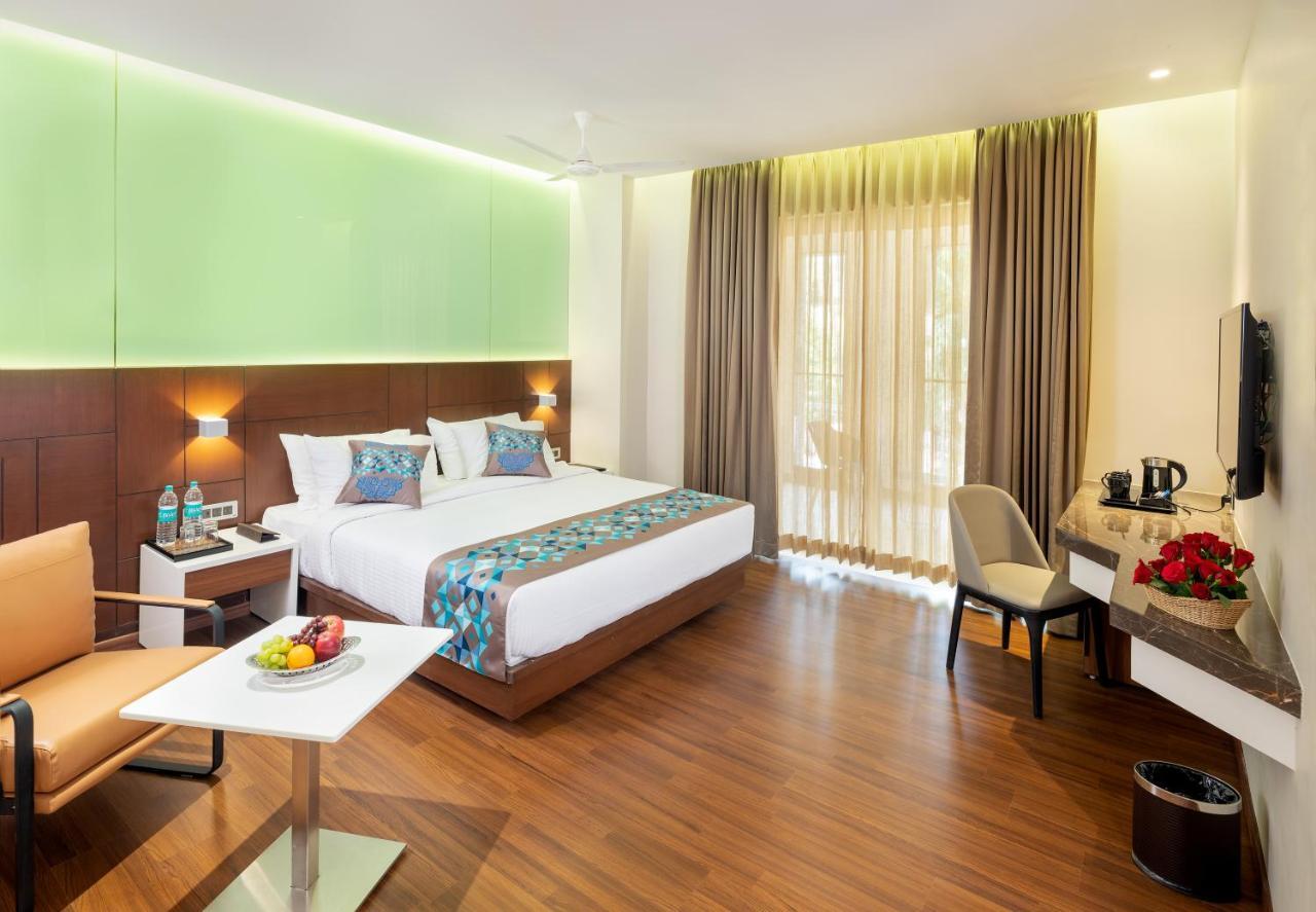 Hotel Divine Fort Пални Экстерьер фото